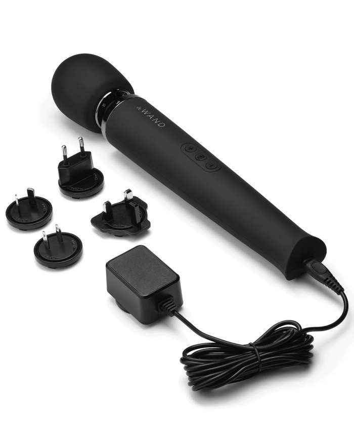 Le Wand Vibrating Massager