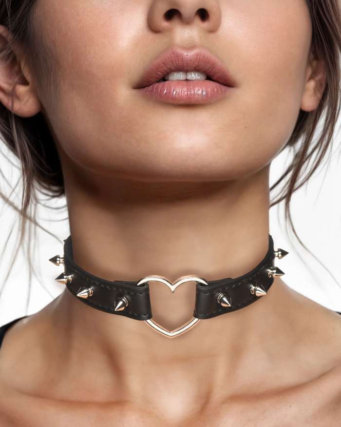 Master Series Spiked Heart Choker