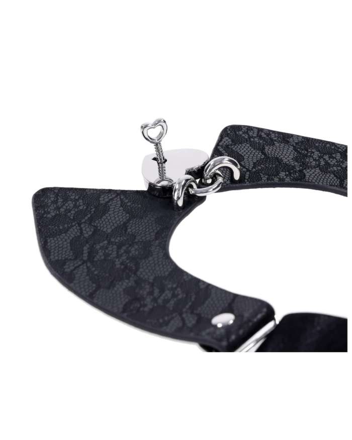 Sex & Mischief Heartbound Lace Day Collar